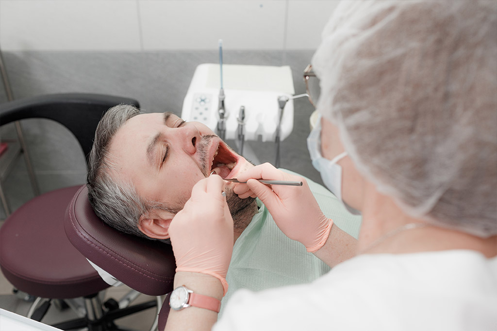 Why Dr. Sirajudeen Medical Center is Trusted for Bone Grafting Services